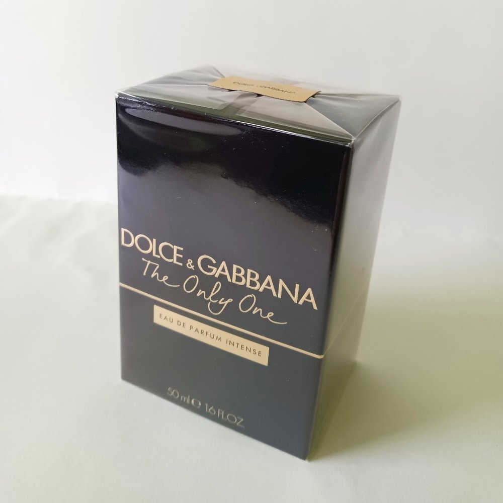 Dolce & Gabbana. THE ONLY ONE. Eau de Parfum Intense - 50 ml / 1.6 oz.